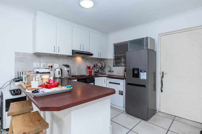 2 Bedroom Property for Sale in Plumstead Western Cape